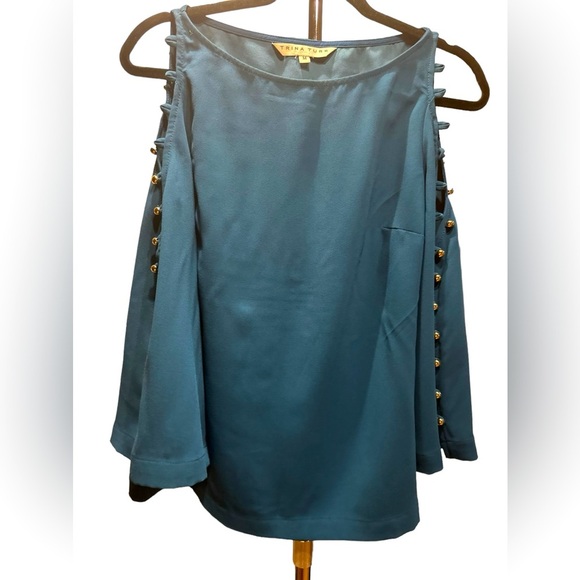 Trina Turk Amor Button Cold-Shoulder Top, Truest Teal size M - Picture 2 of 10